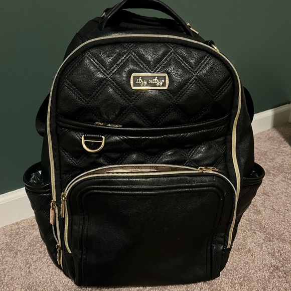 Itzy Ritzy Boss Plus Diaper Bag
